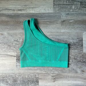 Indy seamless sports bra